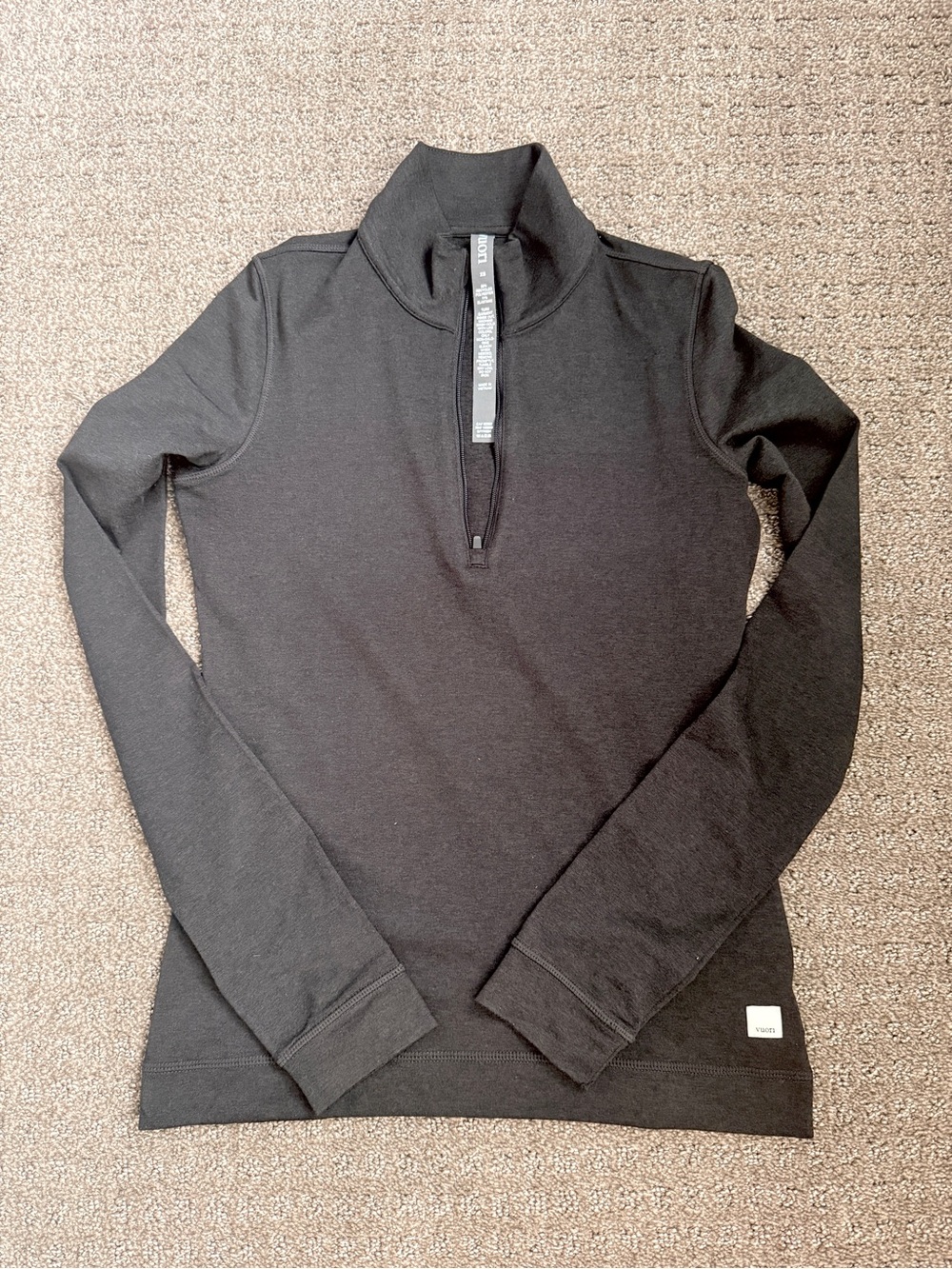 Vuori Women’s Black Halo 1/4 Zip - XS